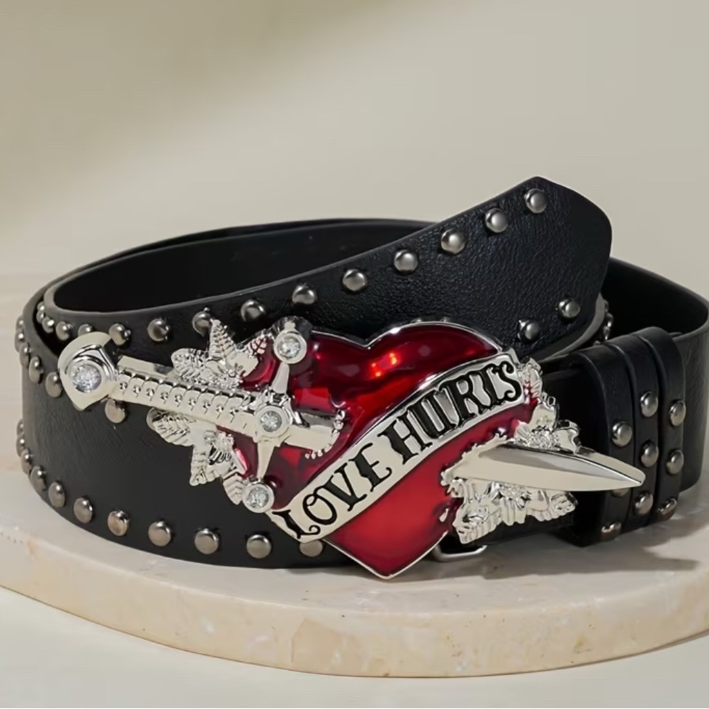 Heart & Sword Design Y2K, Edgy, Punk Rock Grunge Belt